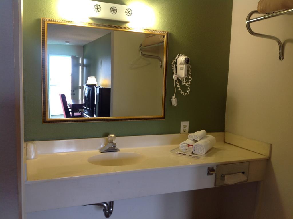 إل مونتي Eunice Plaza Motel الغرفة الصورة