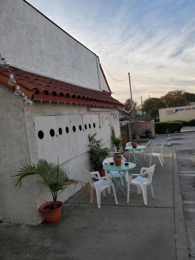 إل مونتي Eunice Plaza Motel المظهر الخارجي الصورة